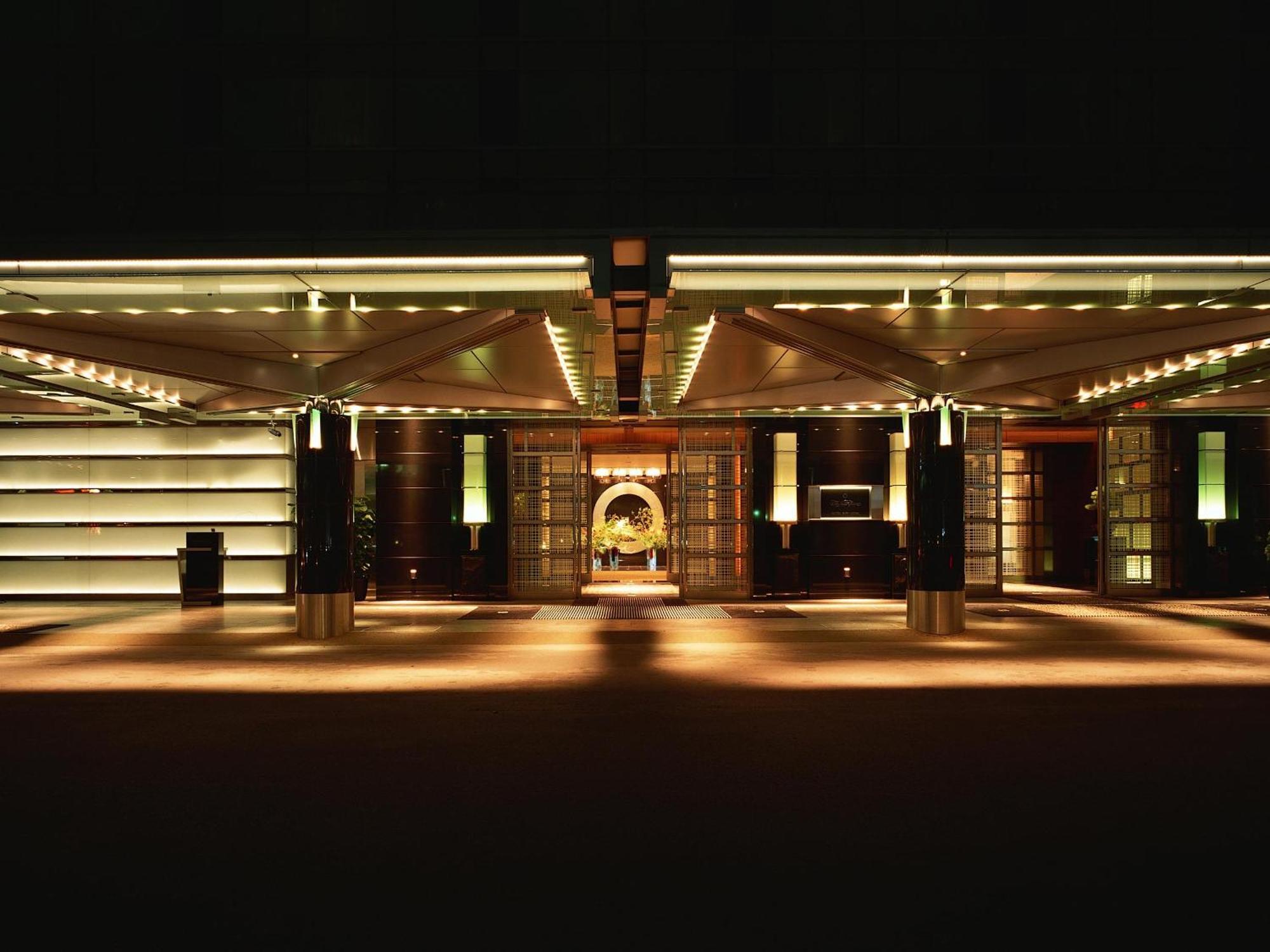 Hotel New Otani Tokyo The Main Екстер'єр фото The entrance of the hotel