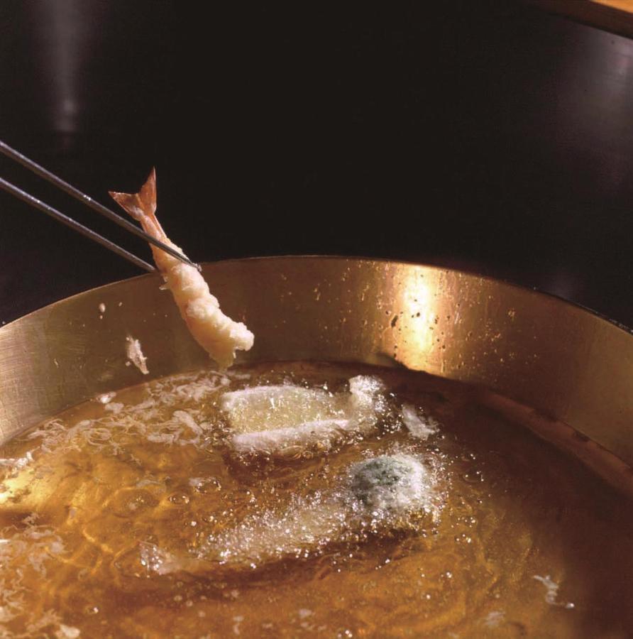 Hotel New Otani Tokyo The Main Екстер'єр фото Frying